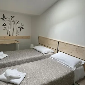 https://low-cost-ferrara.emilia-romagnahotels.net