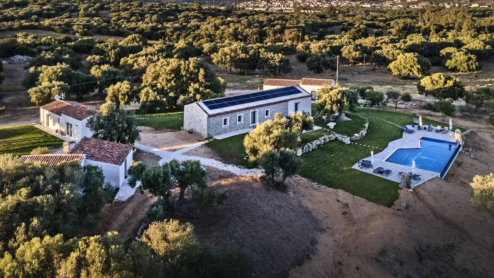 Uddastri Retreat Arzachena Bed & Breakfast